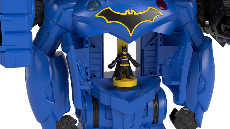Illustration for article titled Giant Batman Robot Reveals Bruce Wayne's Got Iron Man Envy